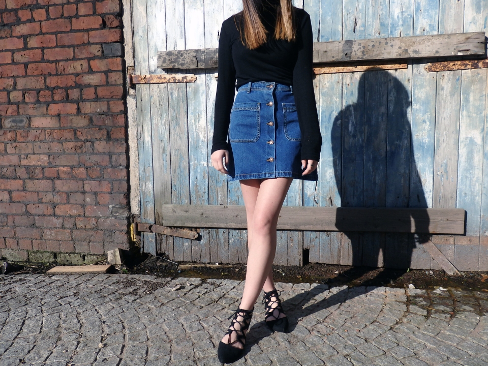 Denim skirt, polo neck and lace up flats on The Monochromes